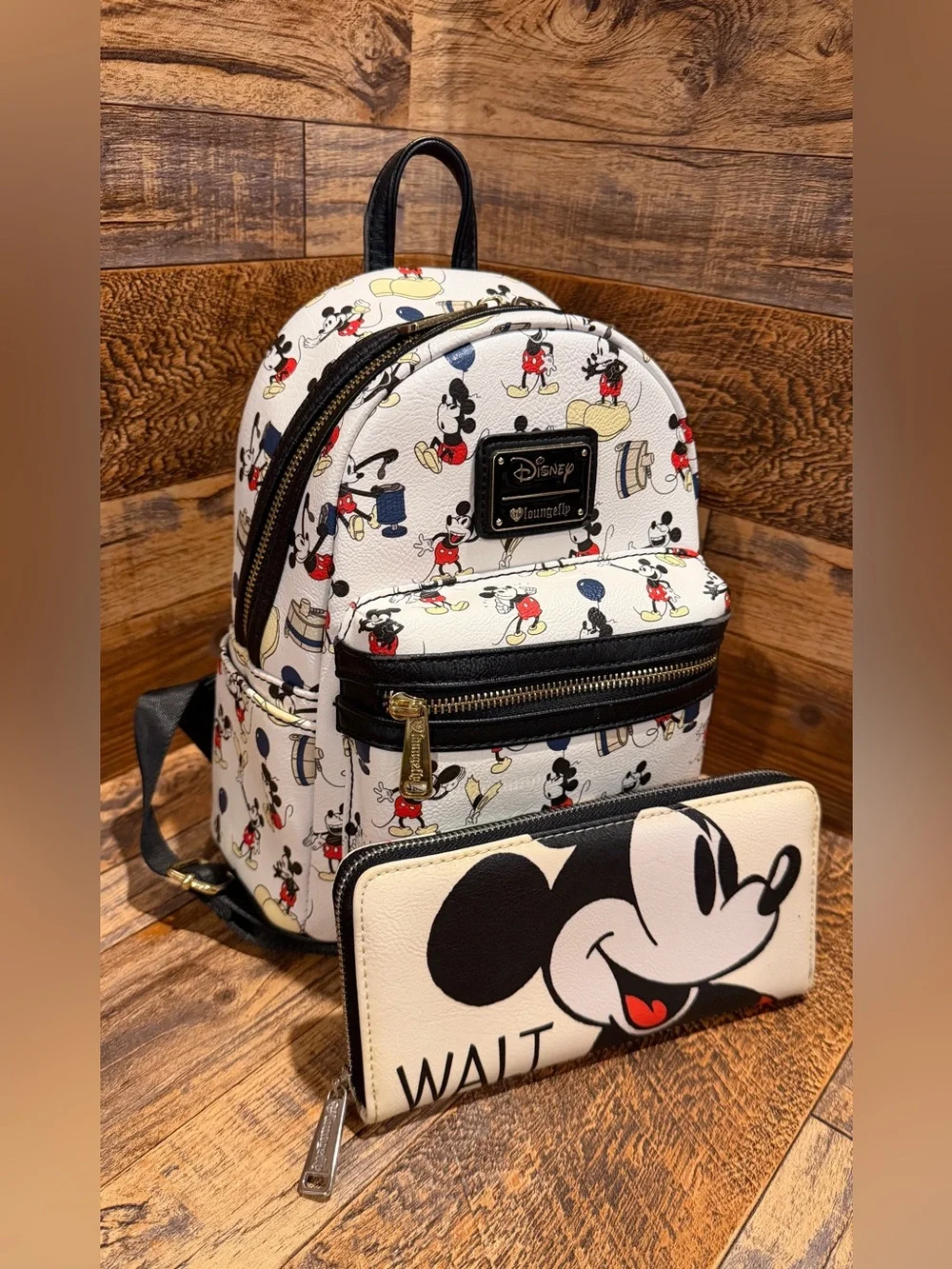 Loungefly Disney Mickey Mouse